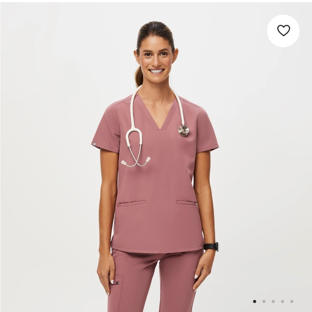 Figs Women's Mauve Casma Three-Pocket Scrub Top
